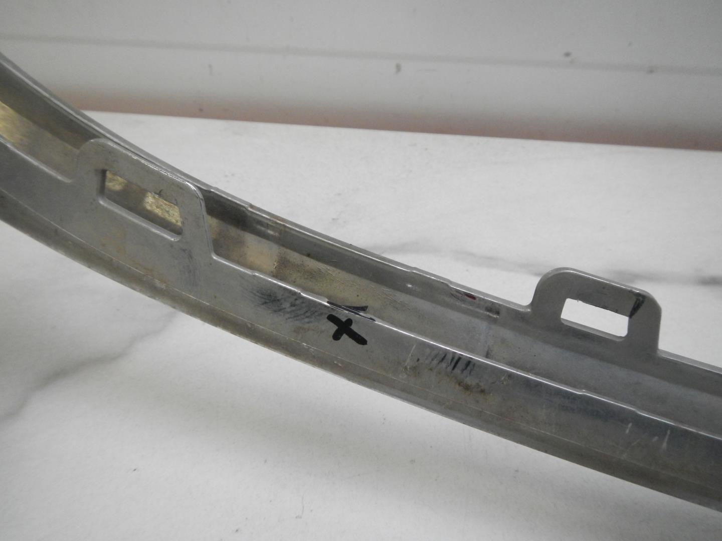 Накладка на решетку радиатора