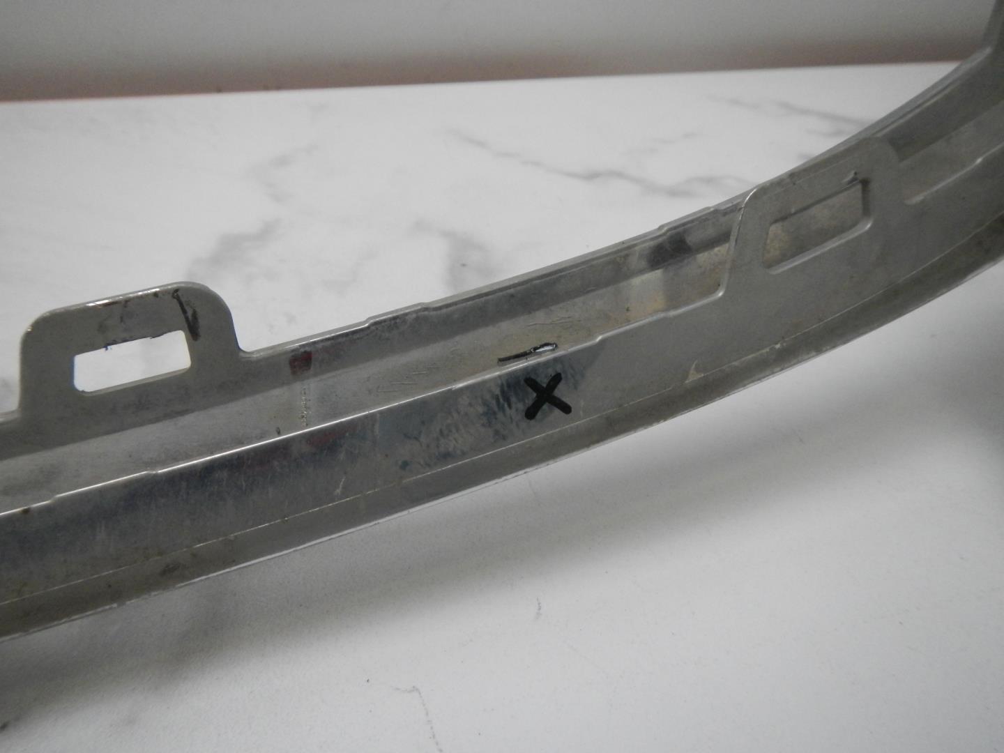 Накладка на решетку радиатора