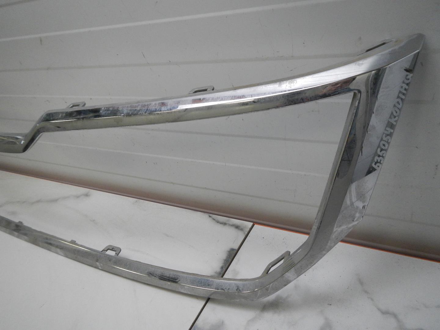 Накладка на решетку радиатора