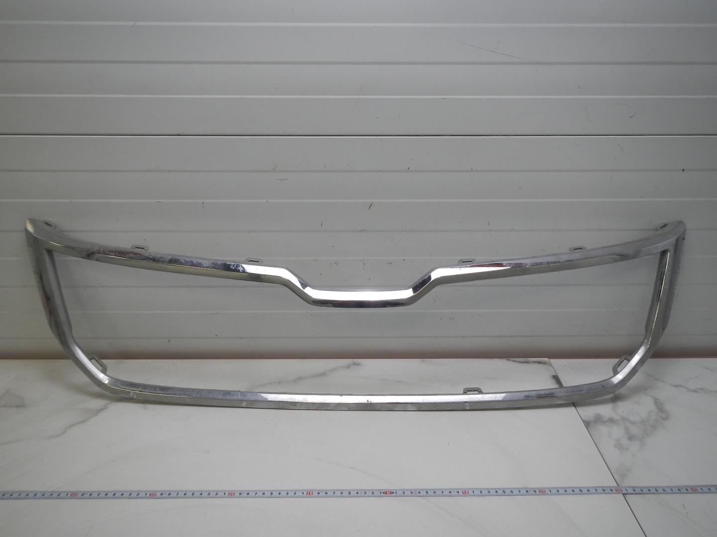 Накладка на решетку радиатора