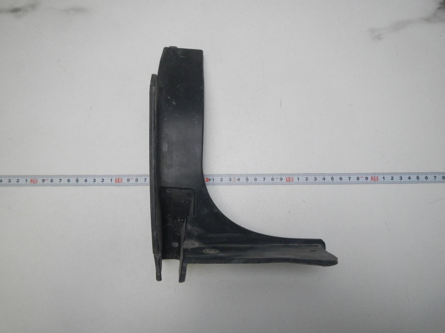 Накладка заднего бампера левая