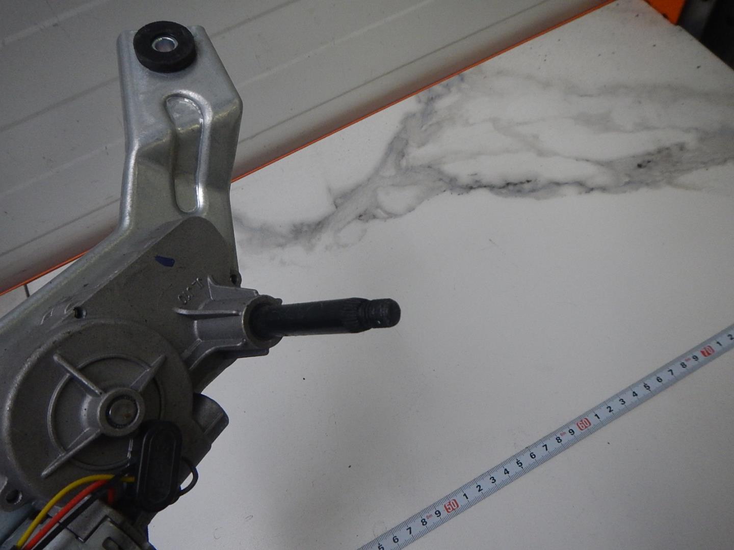 Моторчик стеклоочистителя задний