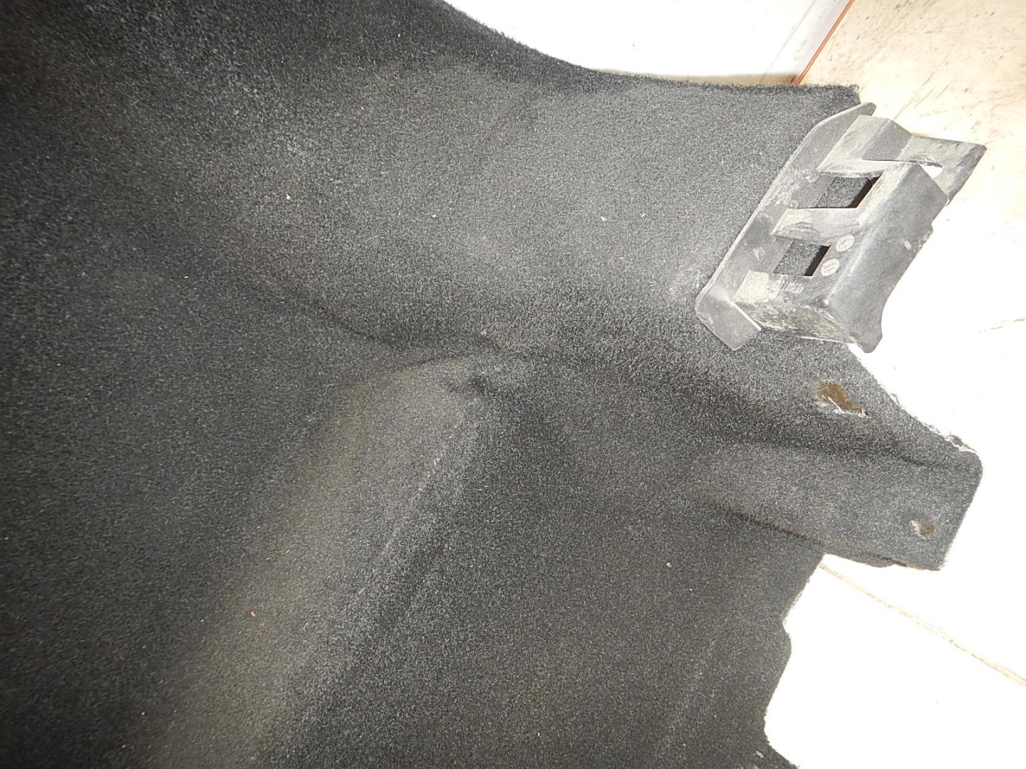 Обшивка багажника