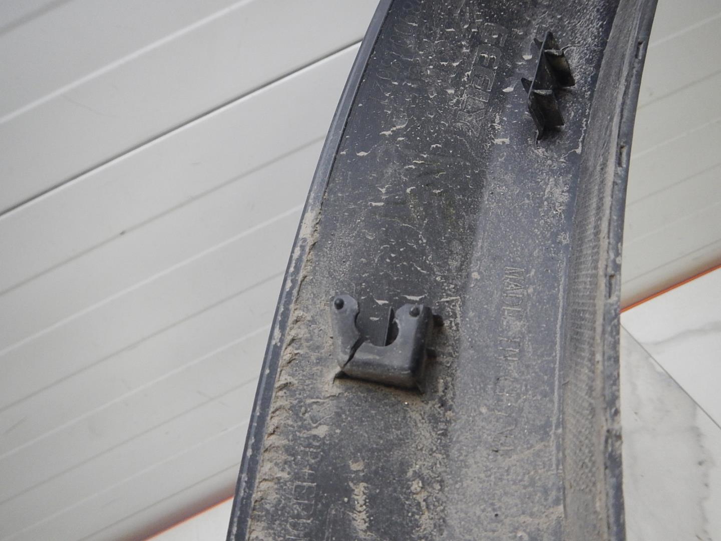 Накладка двери задней правой