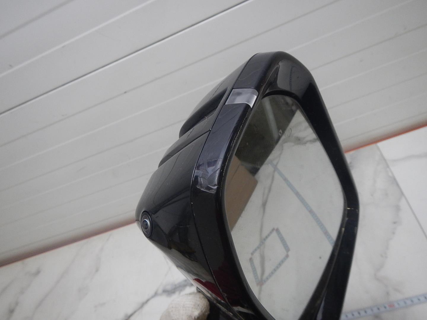 Зеркало левое электрическое