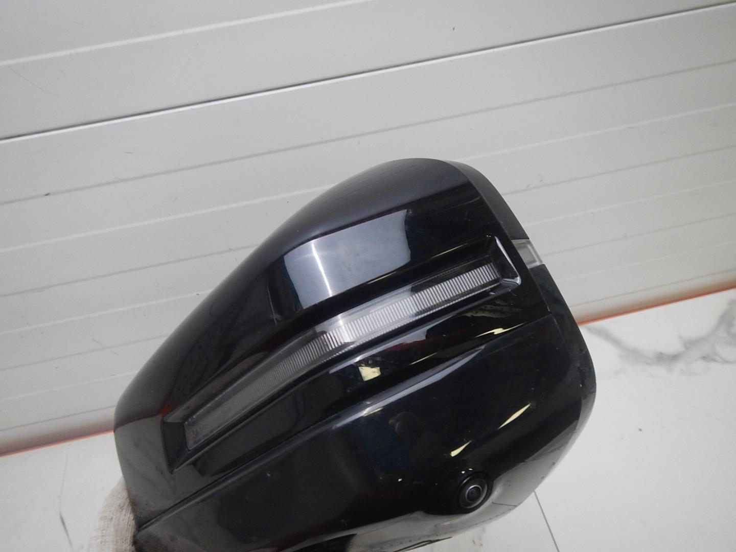 Зеркало левое электрическое