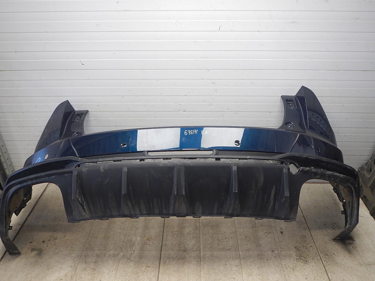 Бампер задний