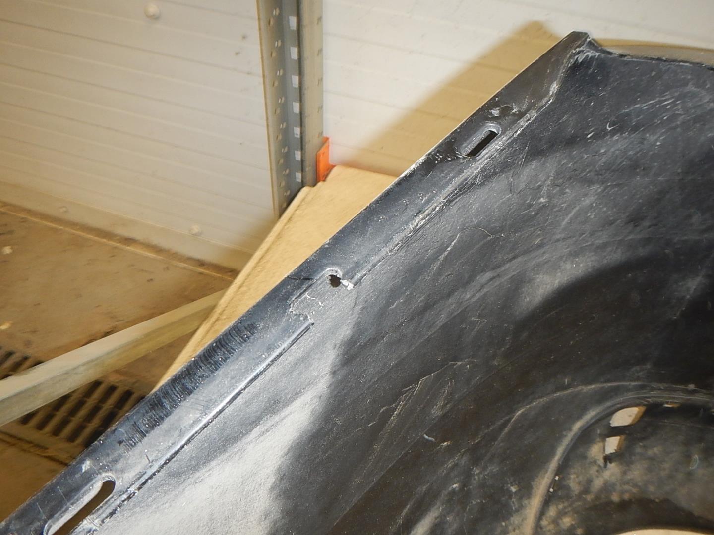 Бампер задний