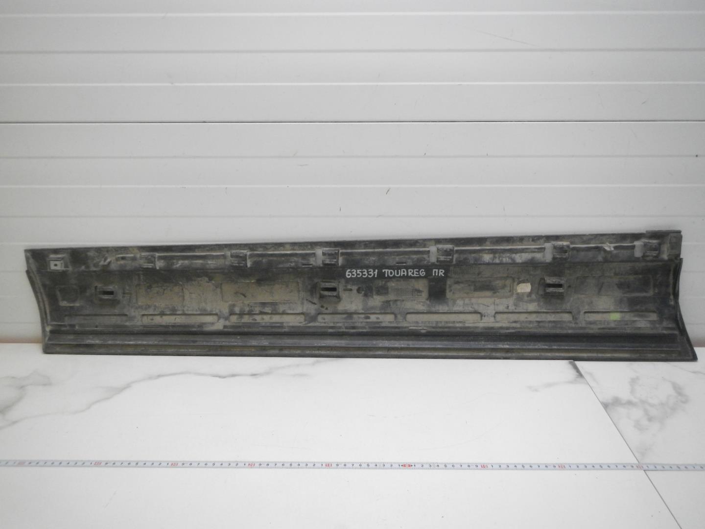 Молдинг передней правой двери