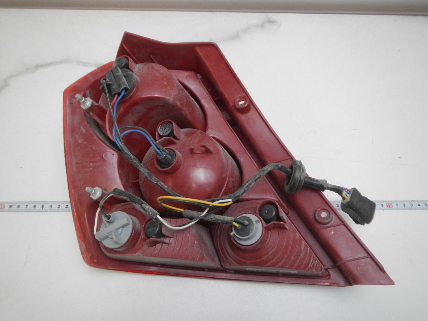 Фонарь задний правый