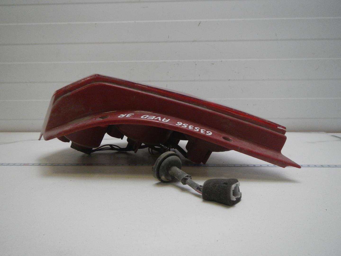 Фонарь задний правый