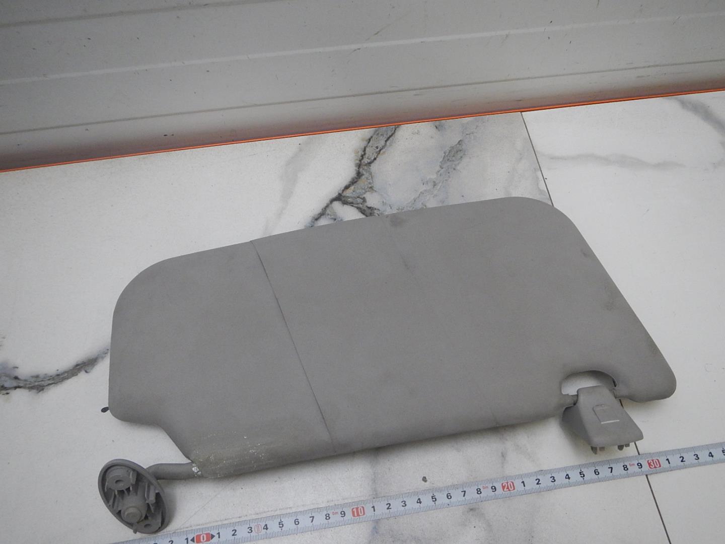 Козырек солнцезащитный