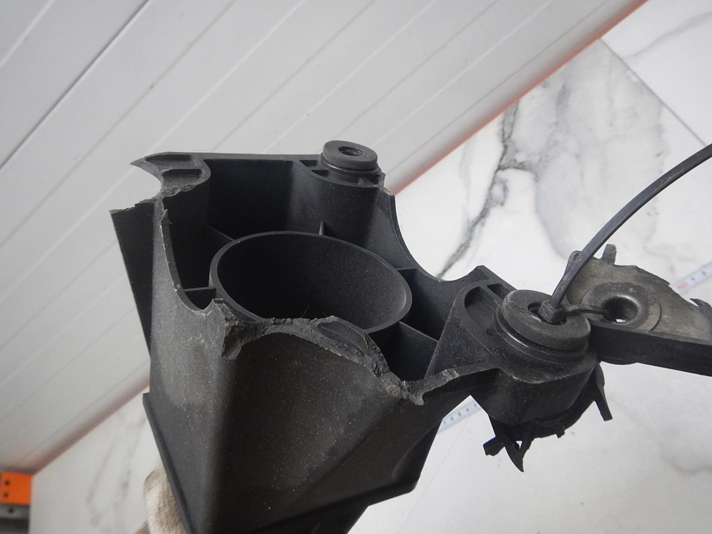 Кулиса МКПП / АКПП