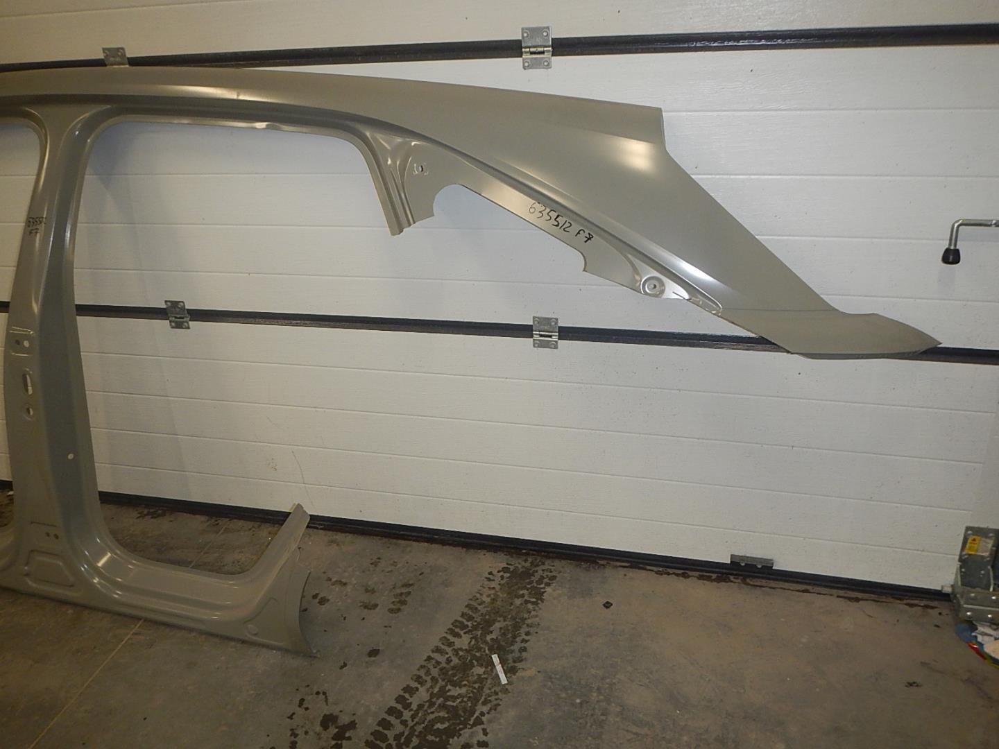 Кузовной элемент