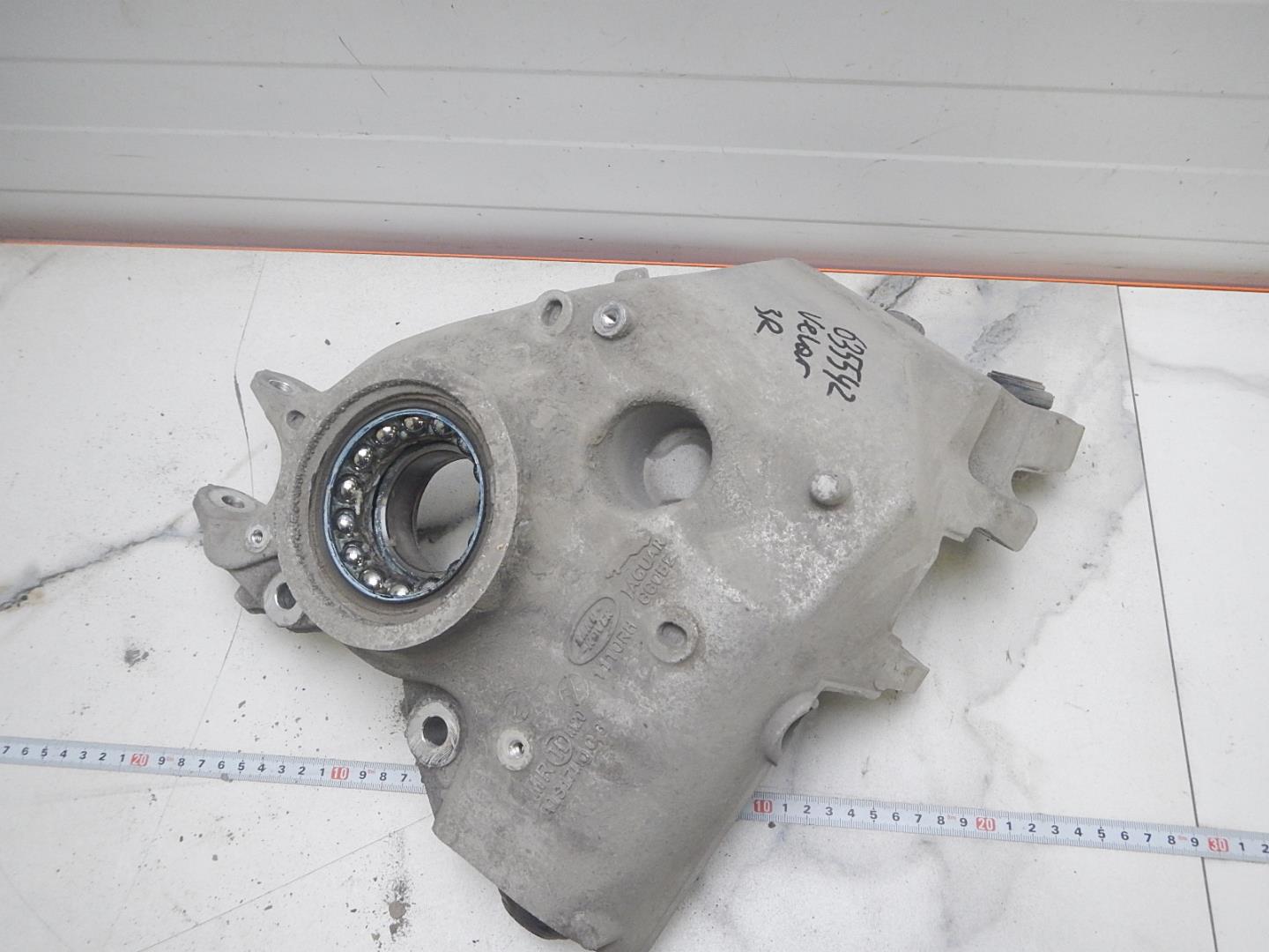 Кулак поворотный задний правый