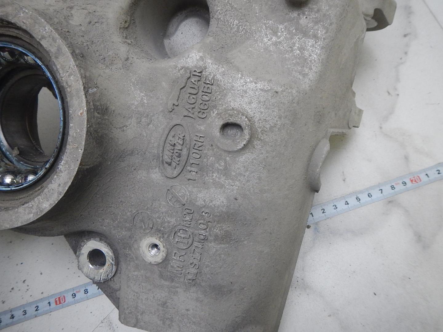 Кулак поворотный задний правый