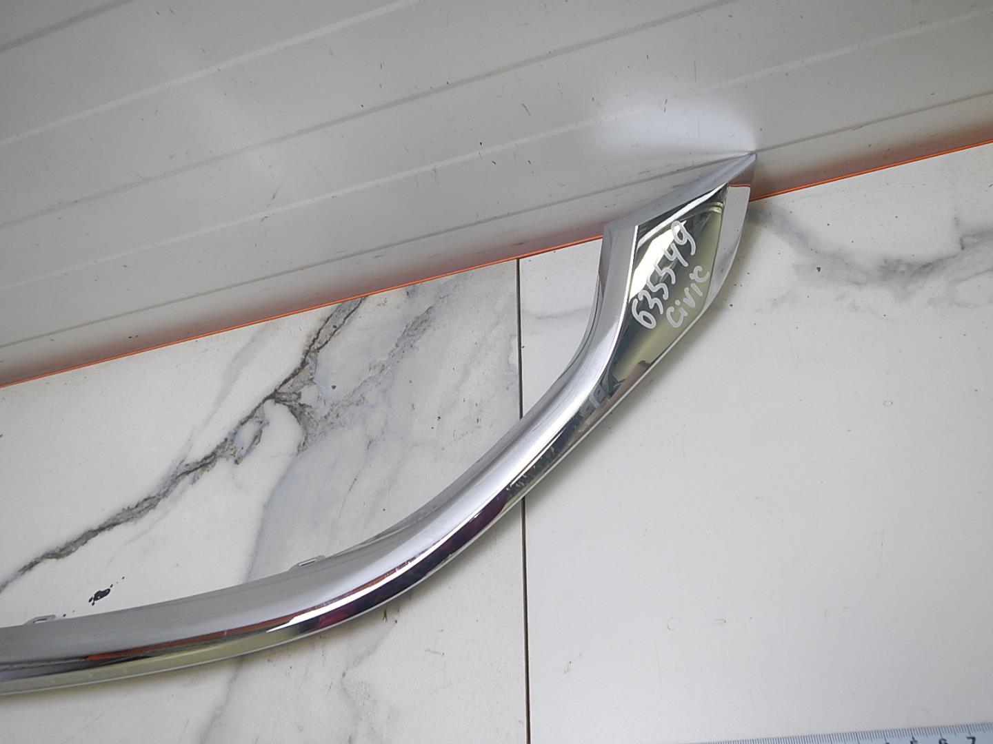 Накладка на решетку радиатора