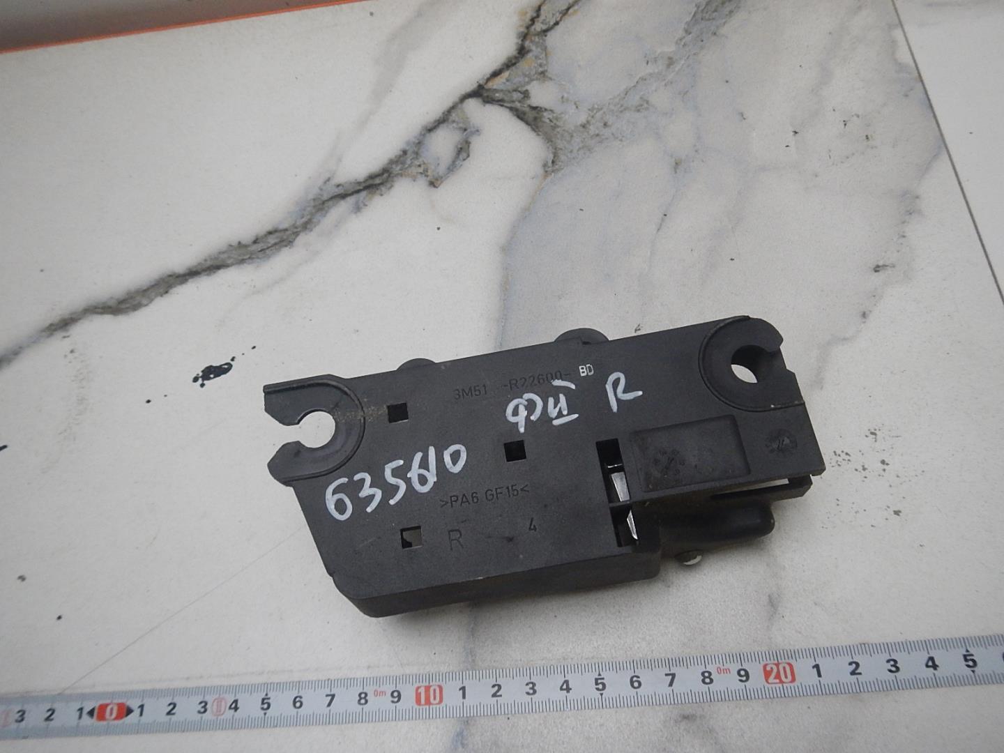 Ручка двери внутренняя правая