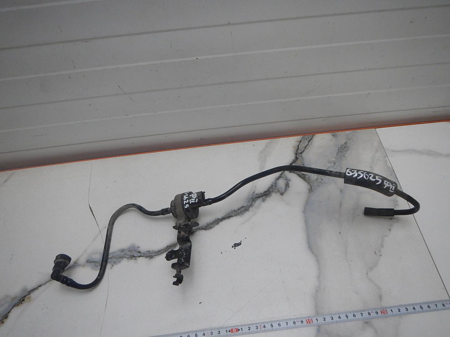 Клапан вентиляции топливного бака