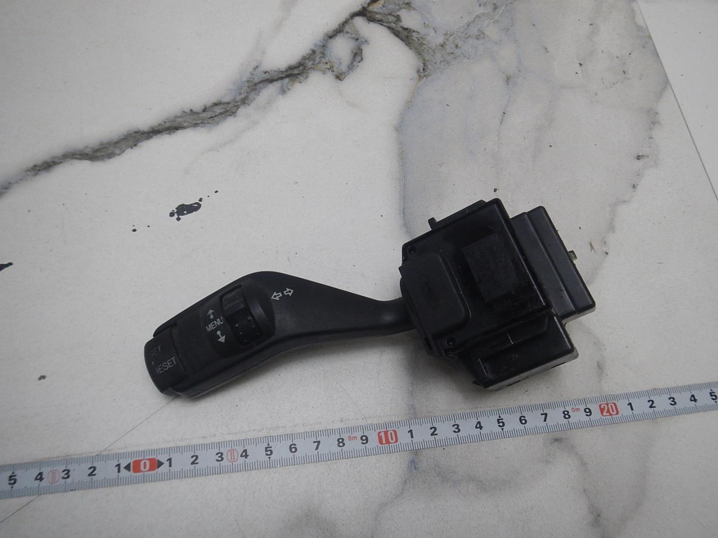 Переключатель поворотов подрулевой