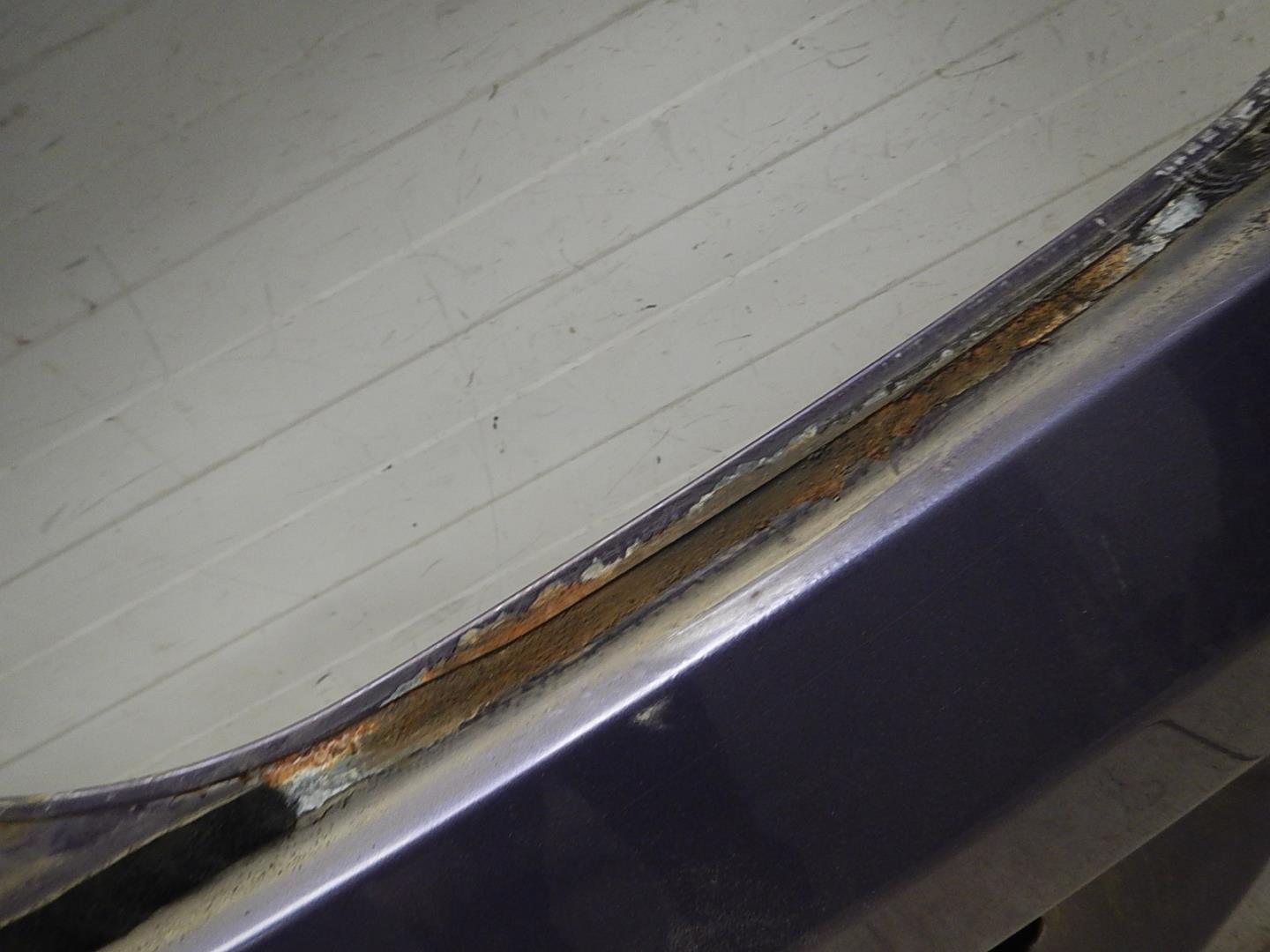 Дверь багажника