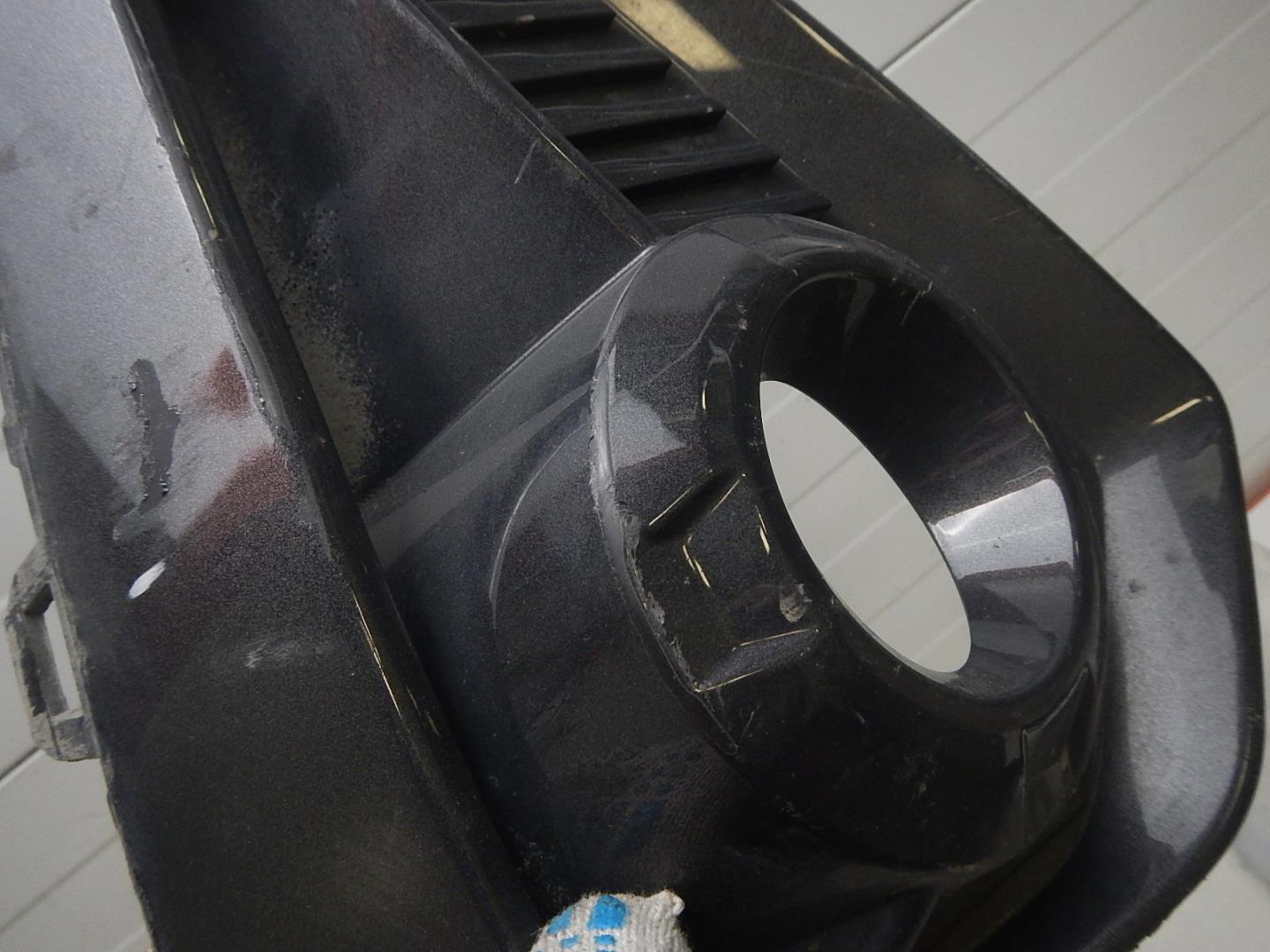 Решетка в бампер правая