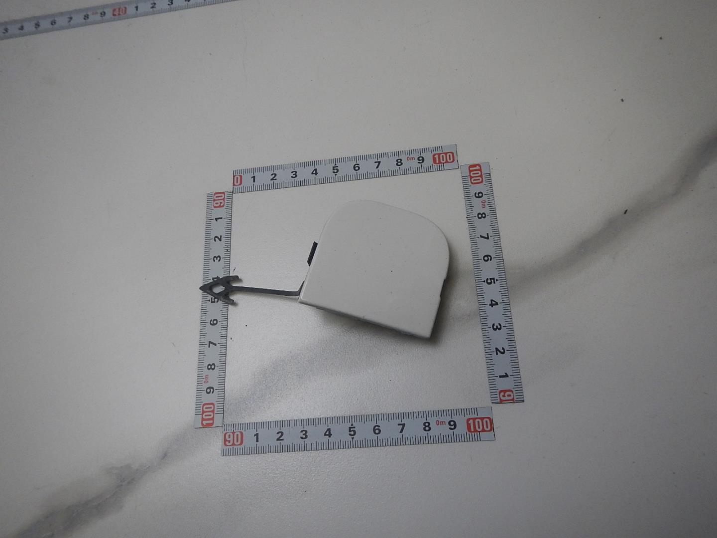 Заглушка буксировочного крюка