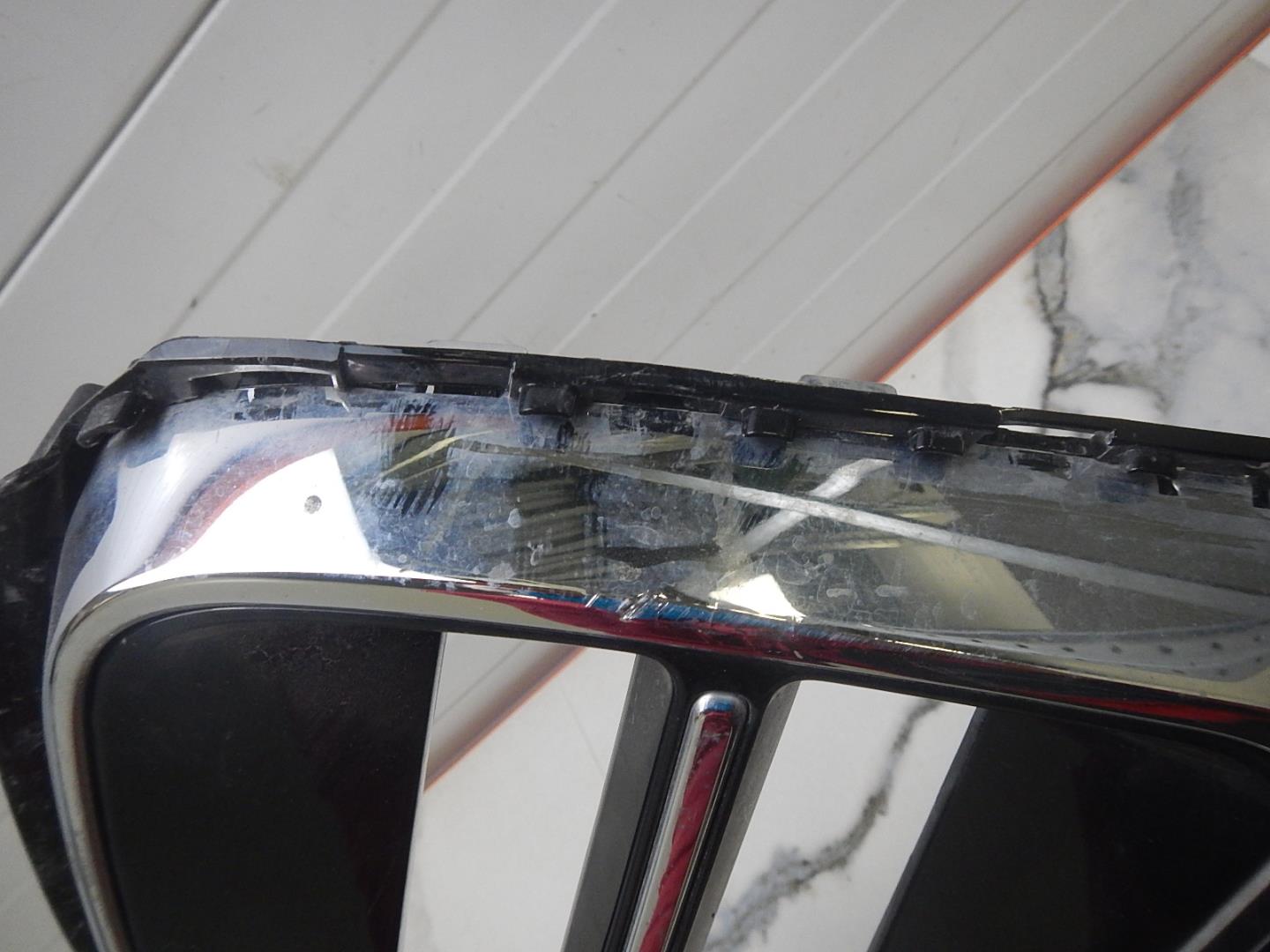 Решетка в бампер левая