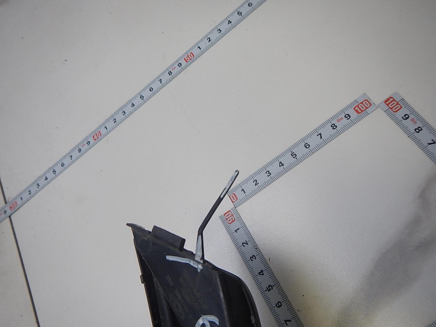 Заглушка буксировочного крюка