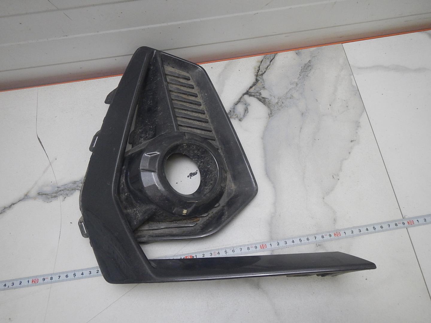 Решетка в бампер правая