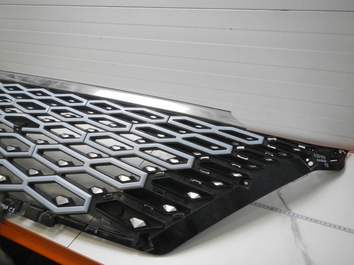 Решетка радиатора