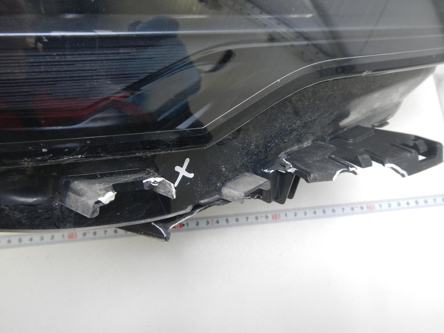 Фара правая