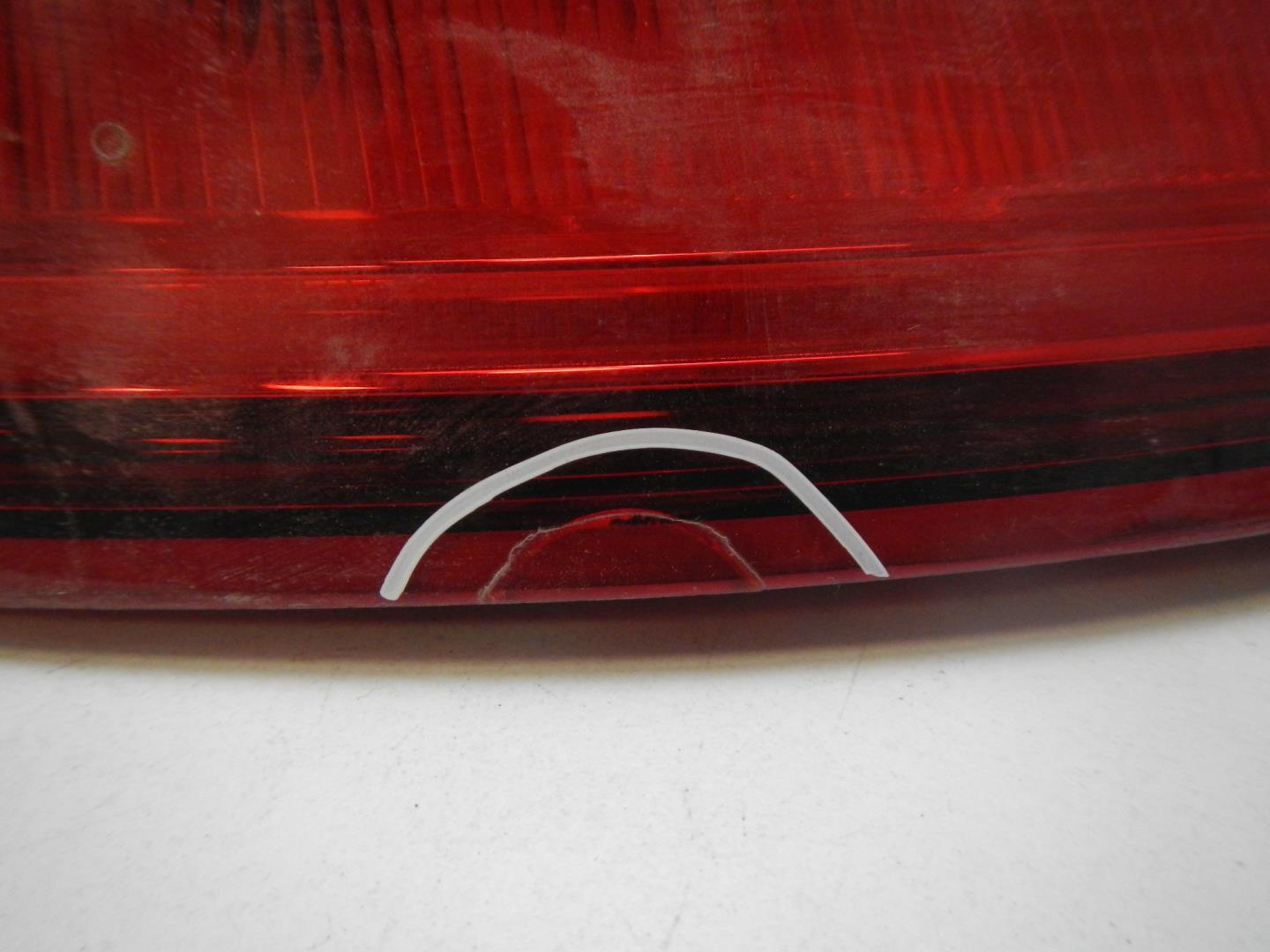 Фонарь задний левый