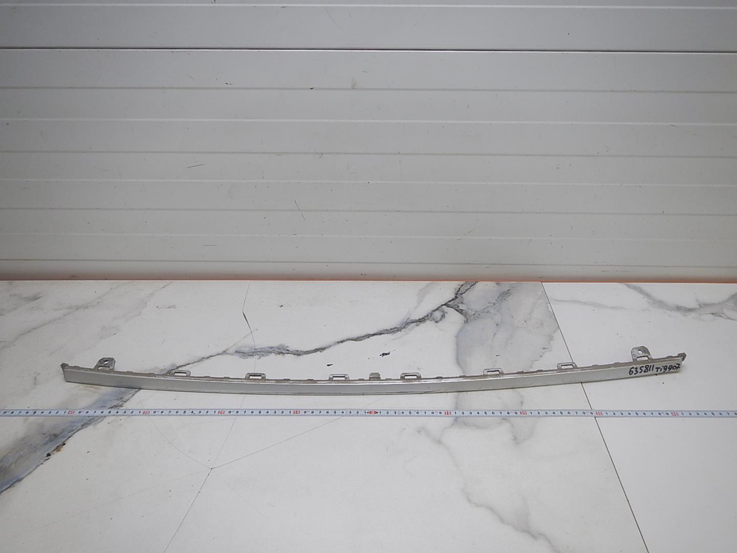 Молдинг заднего бампера