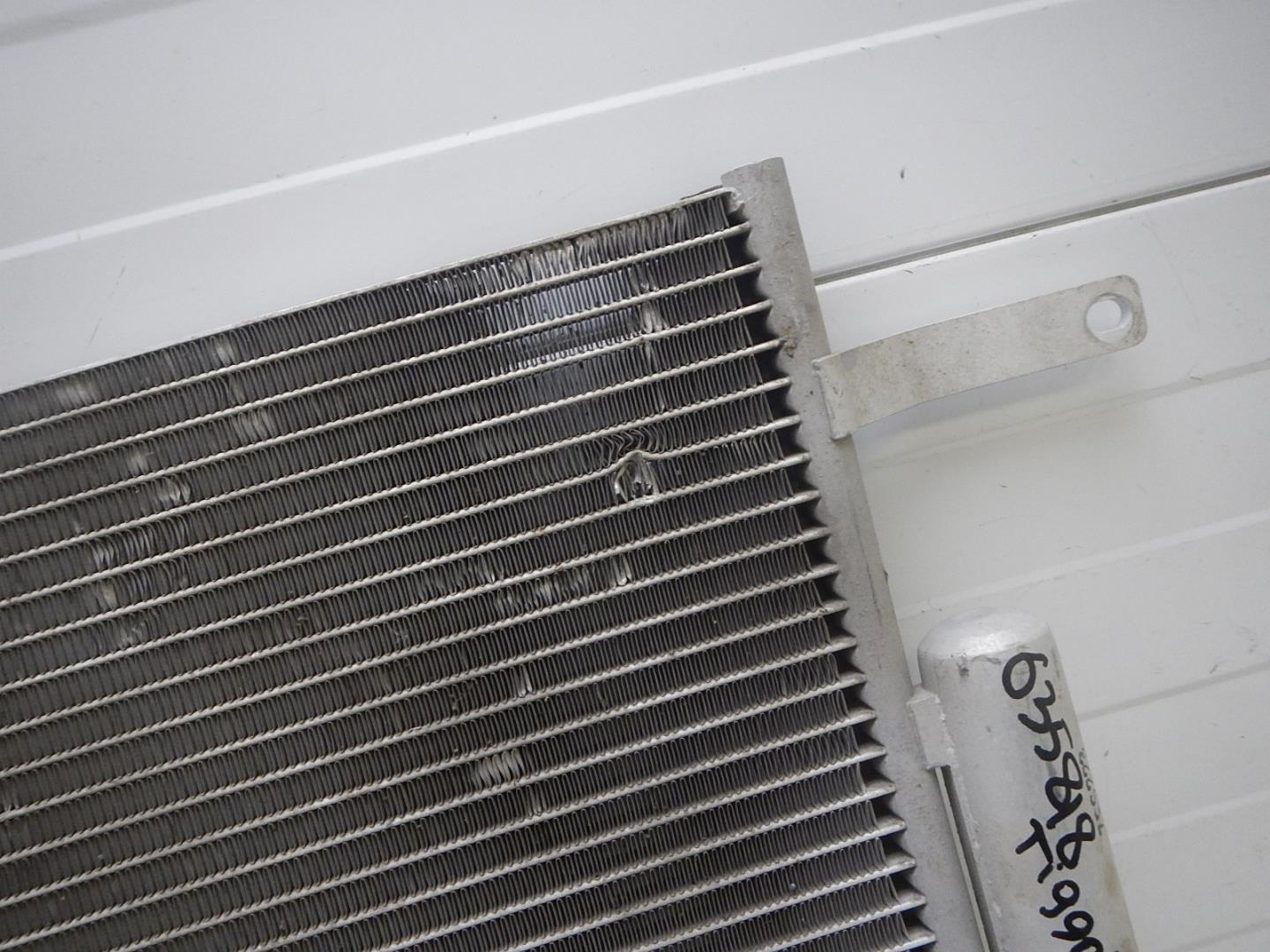 Радиатор кондиционера / конденсер