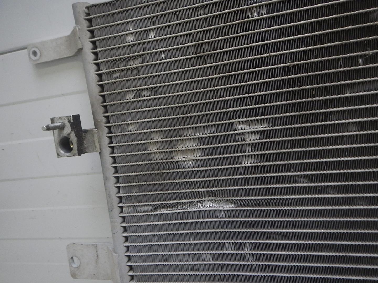 Радиатор кондиционера / конденсер
