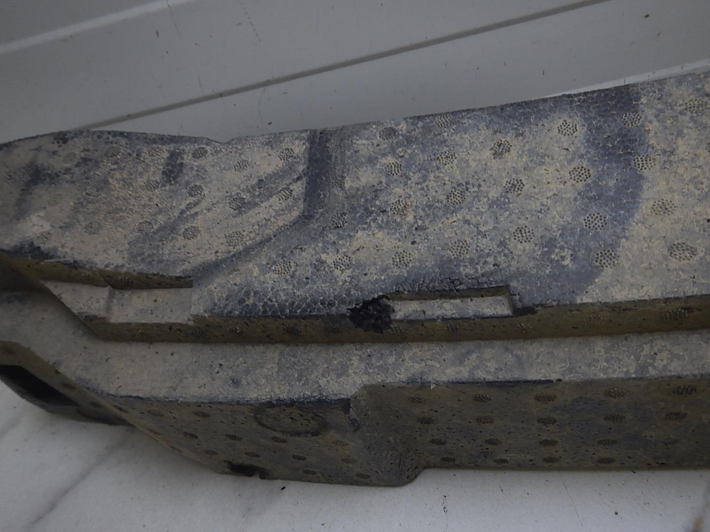 Наполнитель переднего бампера