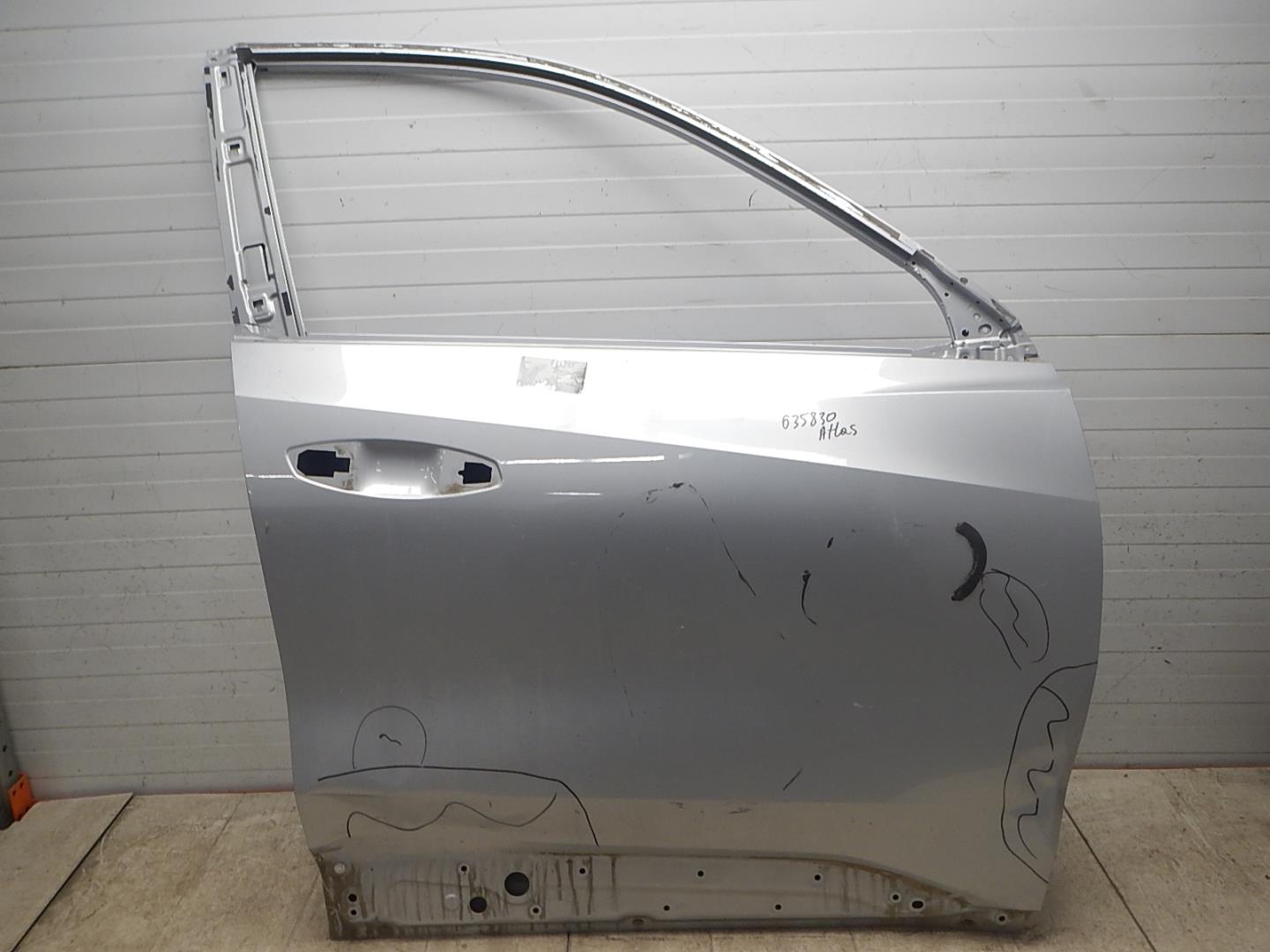 Дверь передняя правая