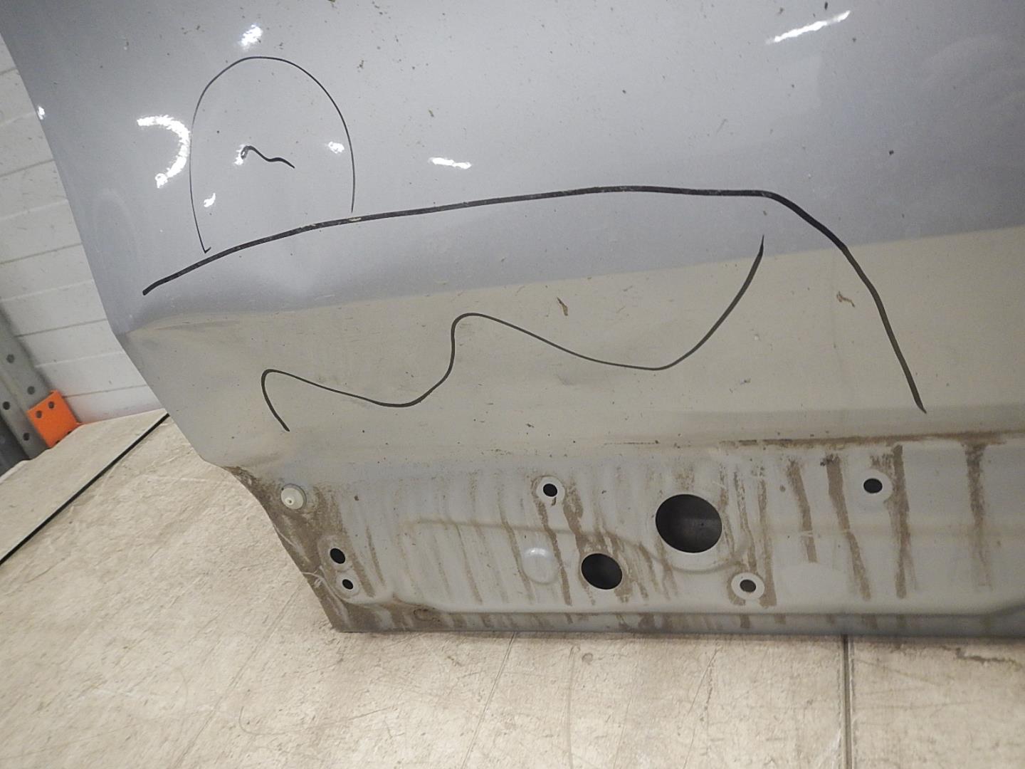 Дверь передняя правая