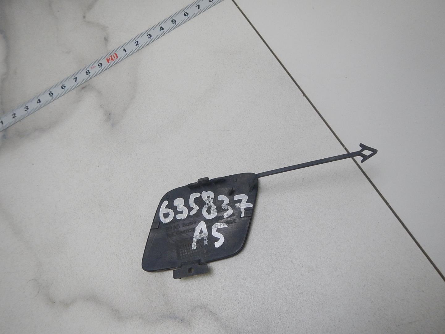 Заглушка буксировочного крюка