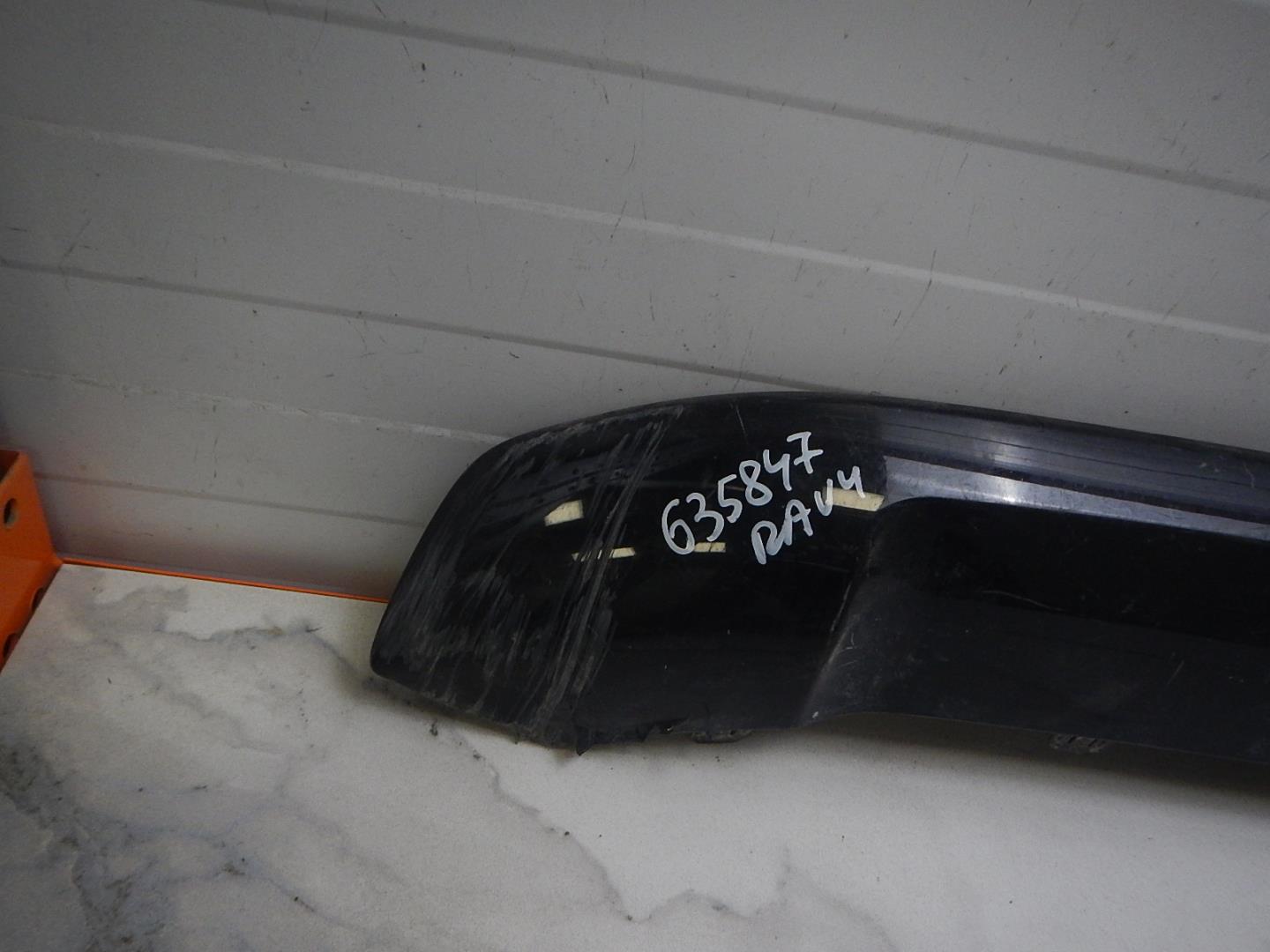 Накладка переднего бампера