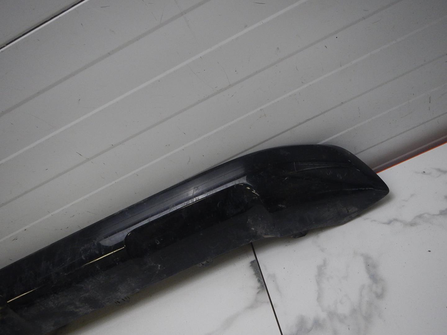 Накладка переднего бампера