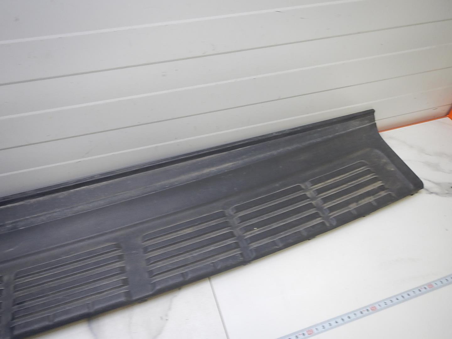 Накладка заднего бампера