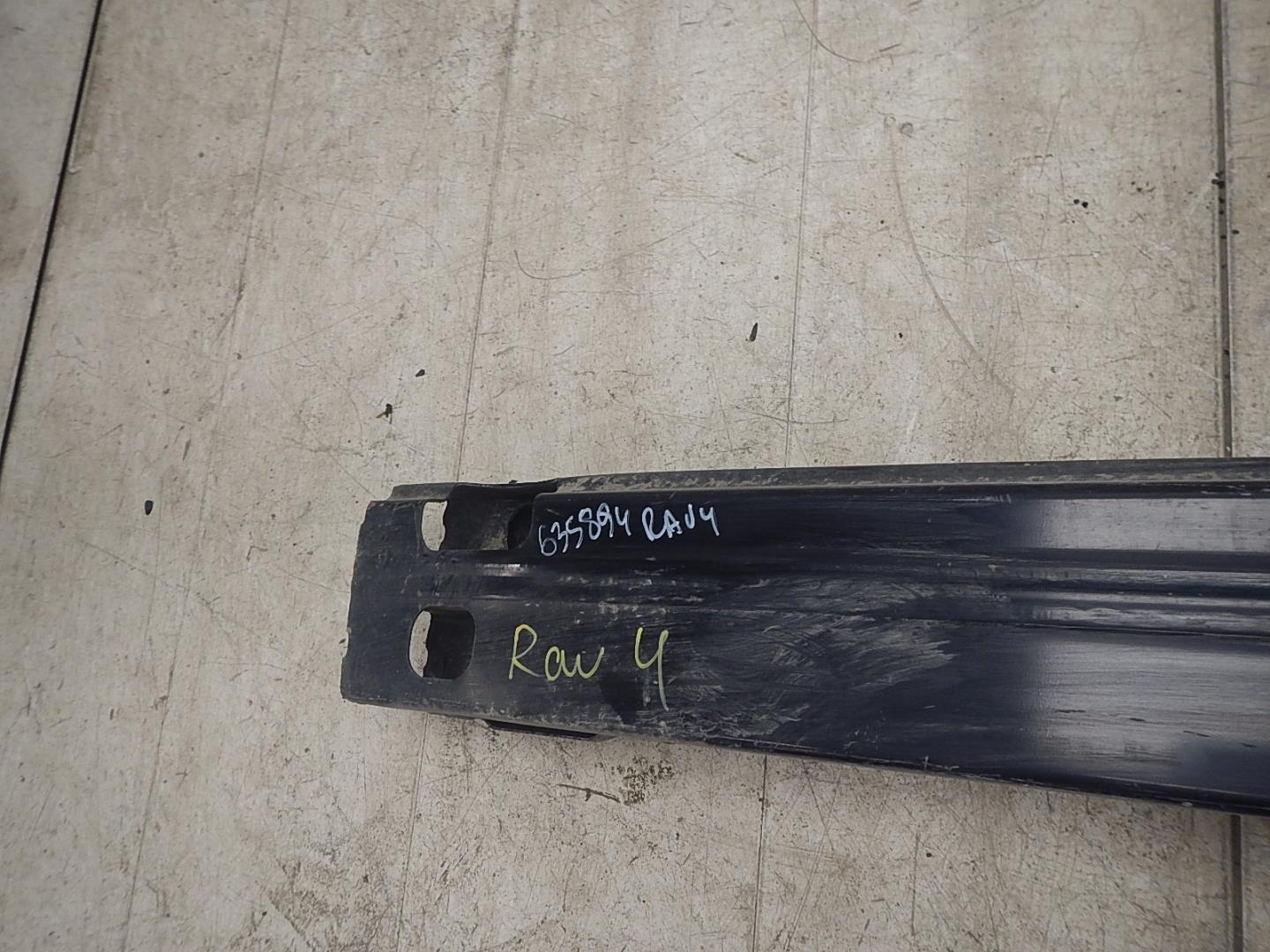 Усилитель заднего бампера