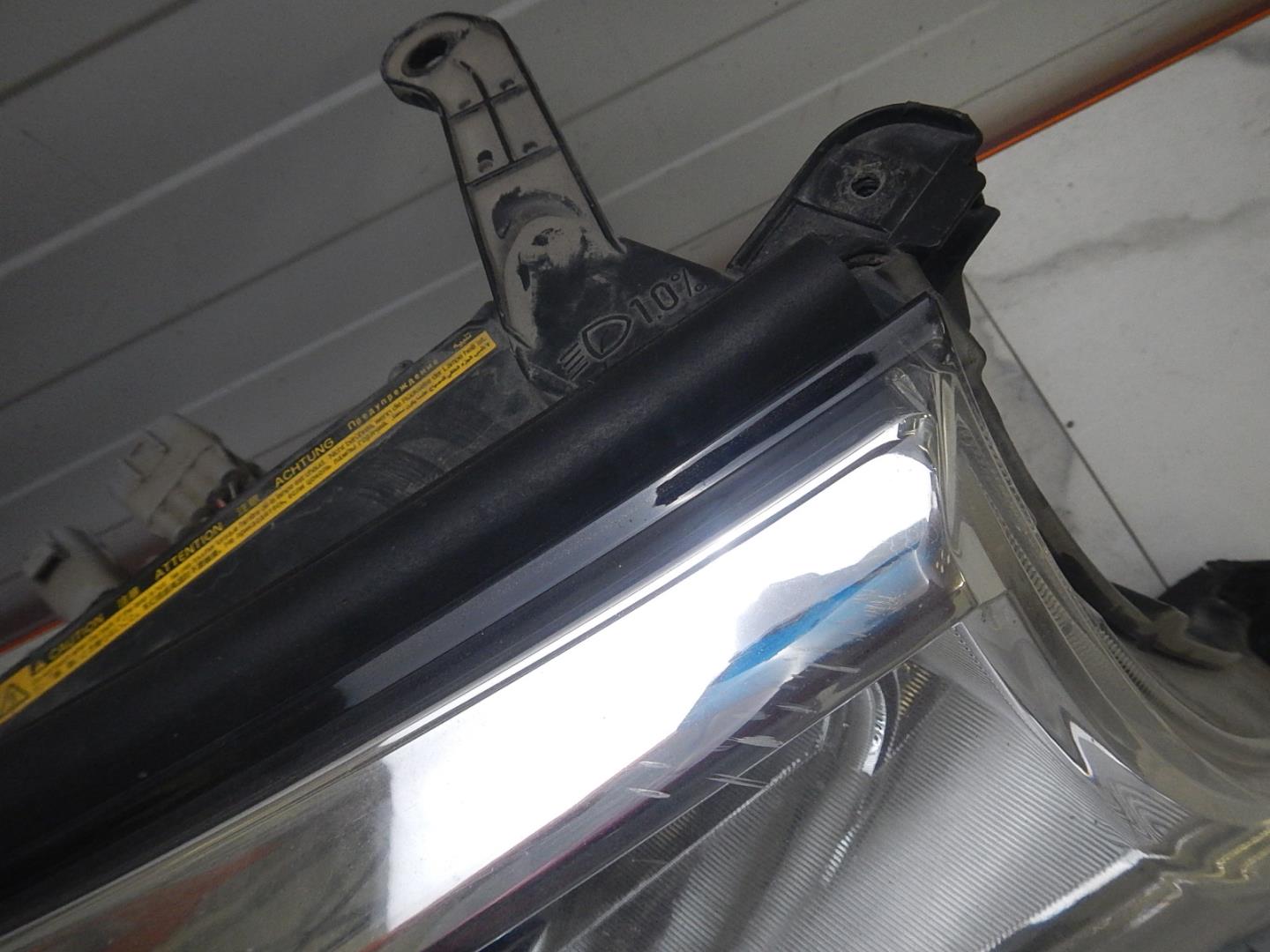 Фара правая