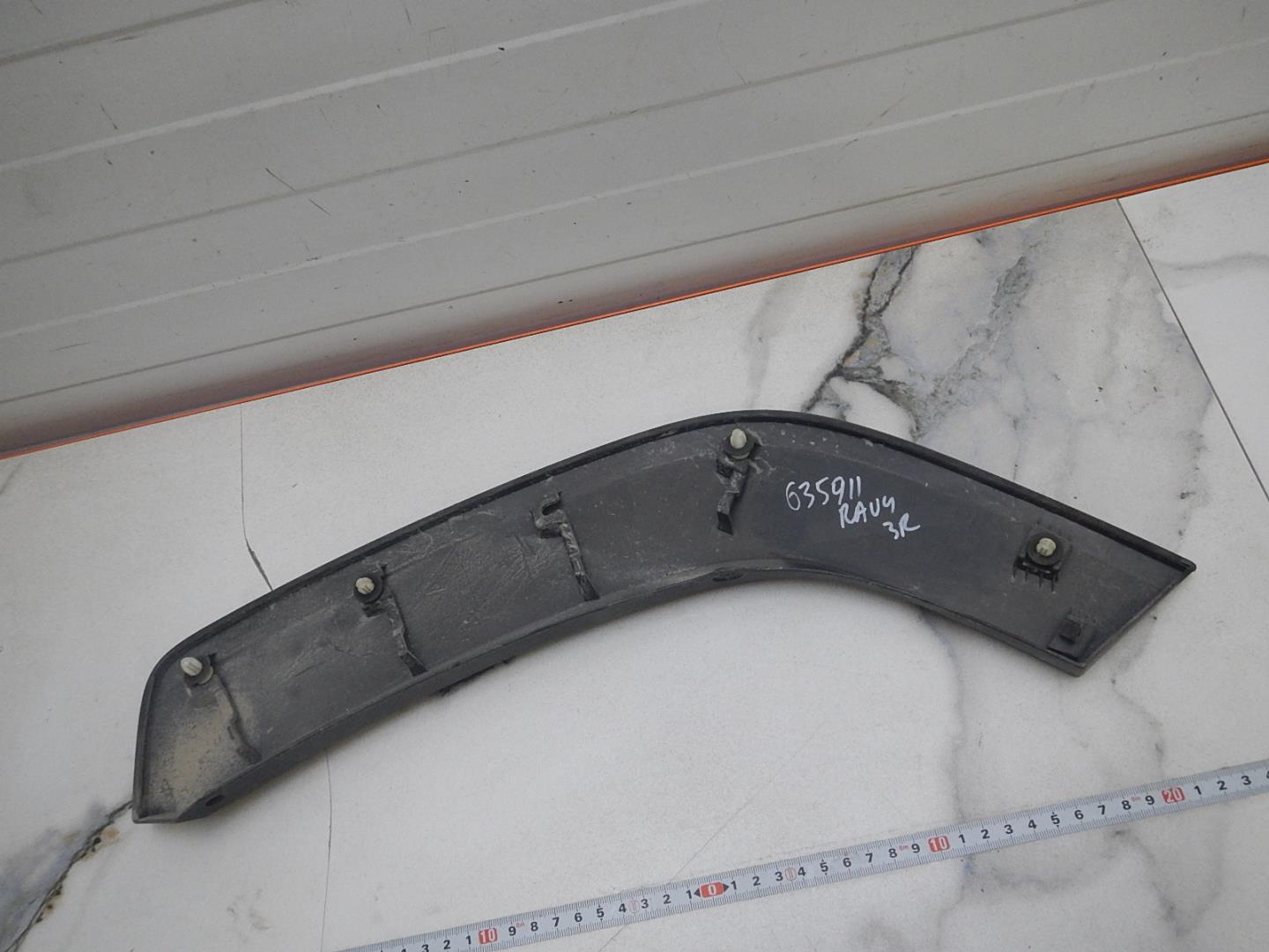 Накладка двери задней правой