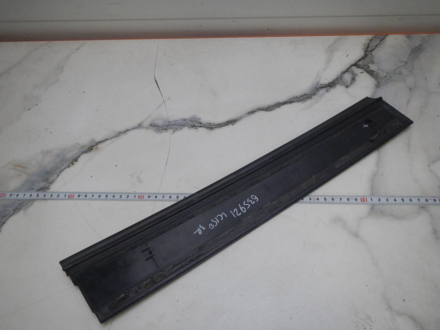 Накладка двери задней правой