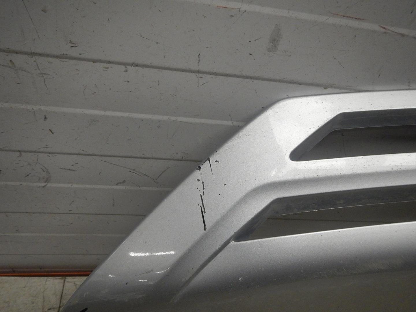 Накладка переднего бампера