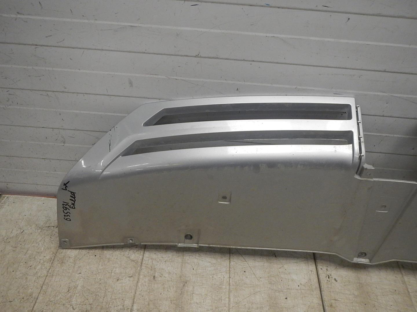 Накладка переднего бампера