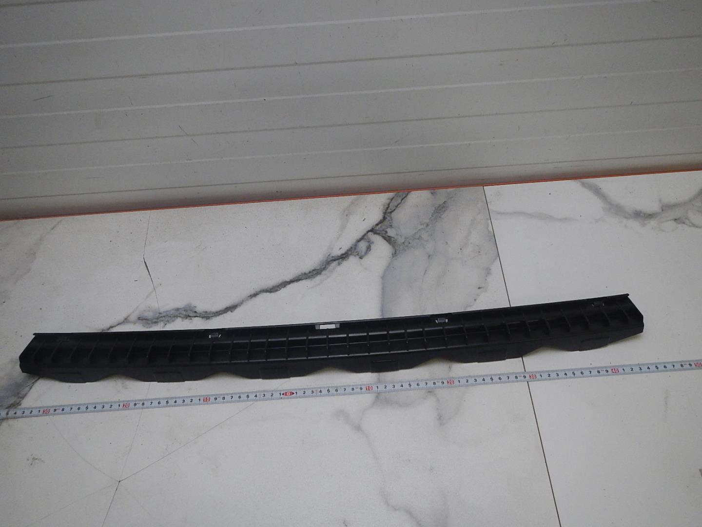 Кронштейн заднего бампера